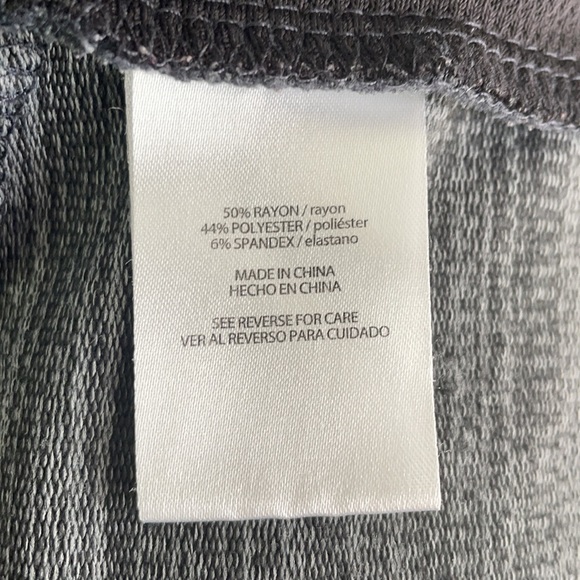 Eddie Bauer Crossover Training Shorts - Drawstring - Picture 5 of 5